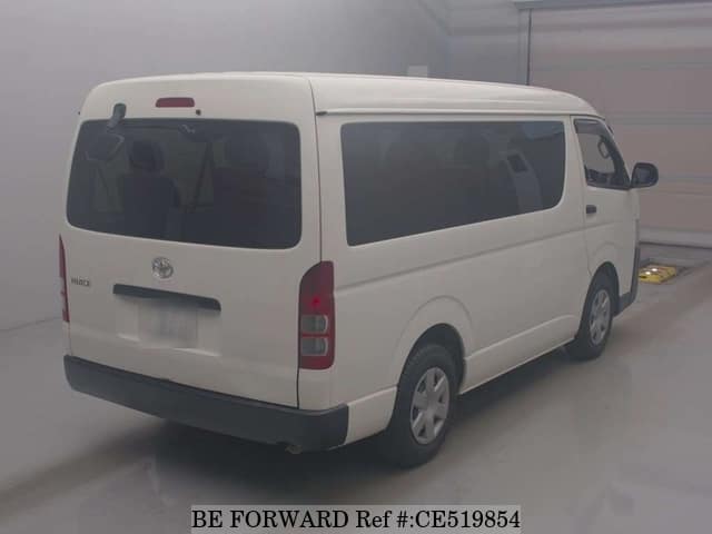 Toyota HIACE WAGON DX — фото 2