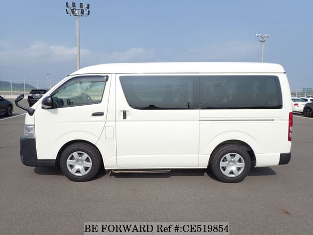 2020 Toyota Hiace, photo 2 of 3