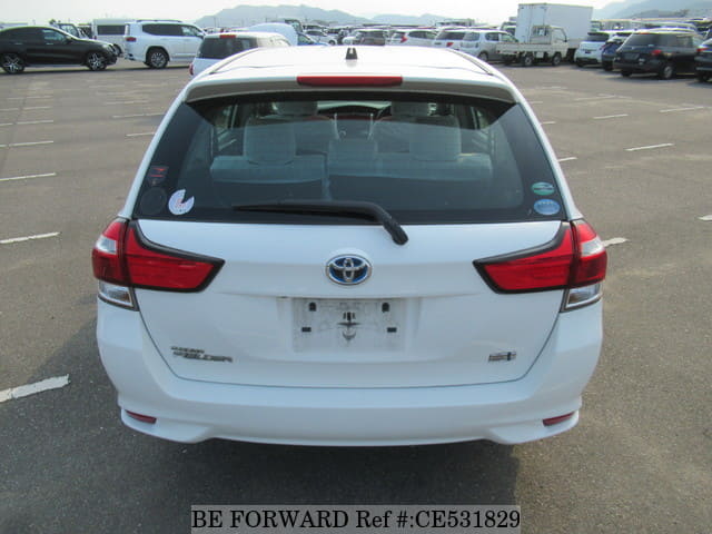 Toyota COROLLA FIELDER HYBRID — фото 4
