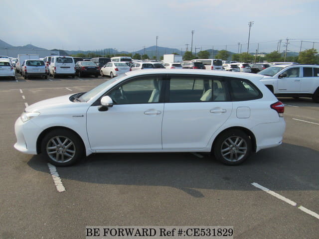 Toyota COROLLA FIELDER HYBRID — фото 2