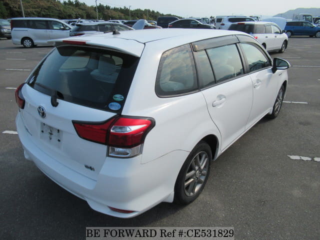 Toyota COROLLA FIELDER HYBRID — фото 5