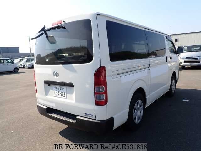 Toyota HIACE VAN DX — фото 2