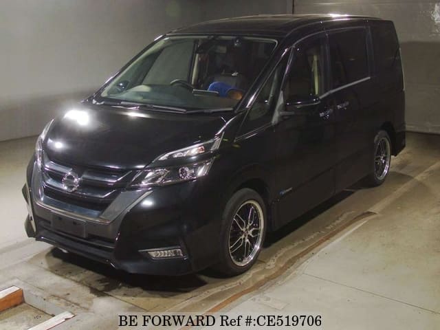 Nissan SERENA HYBRID — фото 1