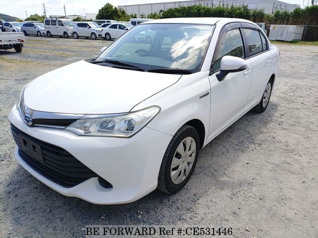 Toyota COROLLA AXIO HYBRID — фото 1