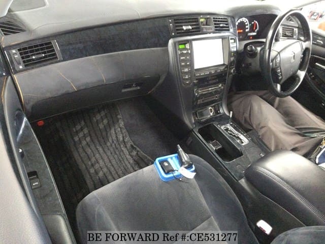 Toyota CROWN ATHLETE I-FOUR — фото 4