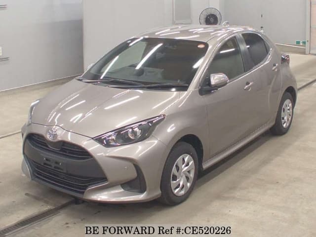 Toyota YARIS X — фото 1