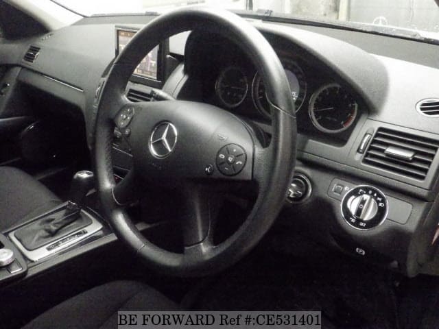 Mercedes-Benz C-CLASS C200 CGI — фото 3