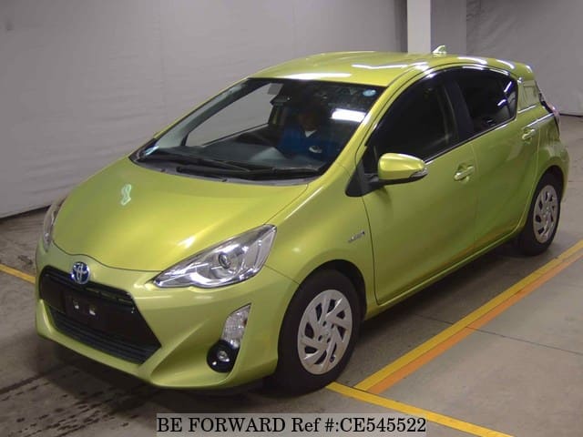 Toyota AQUA HYBRID S — фото 1