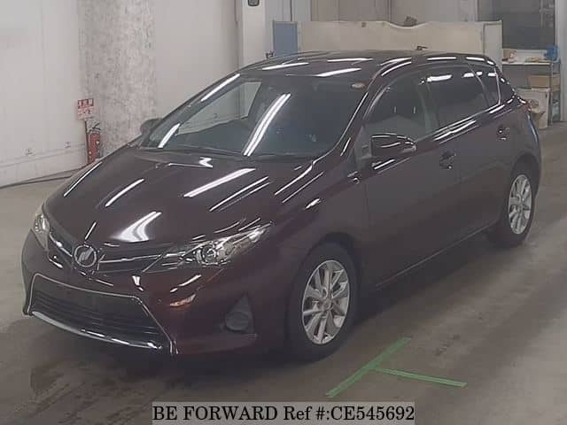 Toyota AURIS 150X BLACKISH LOUNGE — фото 1