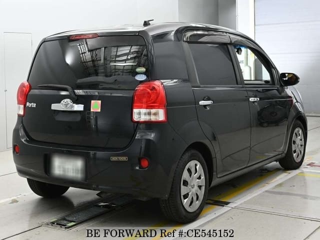 Toyota PORTE G — фото 2