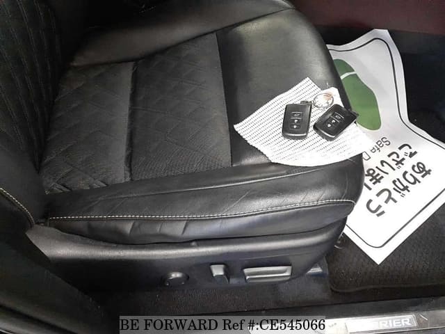 Toyota HARRIER PREMIUM — фото 4