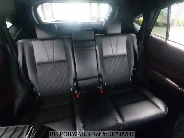 Toyota HARRIER HYBRID ELEGANCE — фото 5