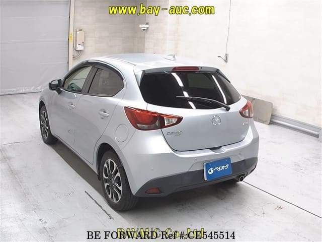 Mazda DEMIO XD TOURING — фото 2