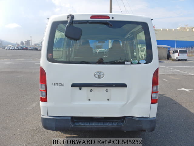 Toyota HIACE VAN DX — фото 4