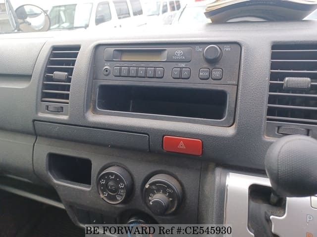 Toyota HIACE VAN — фото 4