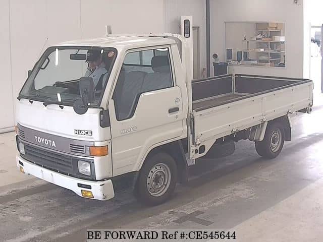 Toyota HIACE TRUCK — фото 1