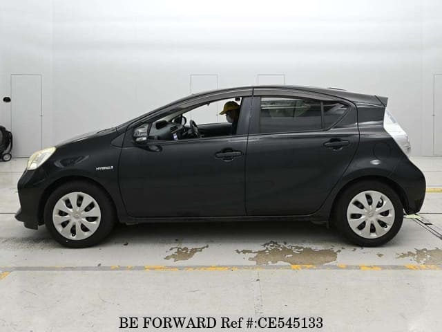 Toyota AQUA HYBRID G BLACK SOFT LEATHER SELE — фото 5