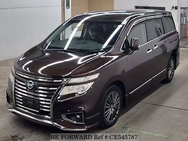 Nissan ELGRAND 350 HIGHWAYSTAR URBAN CHROME — фото 1