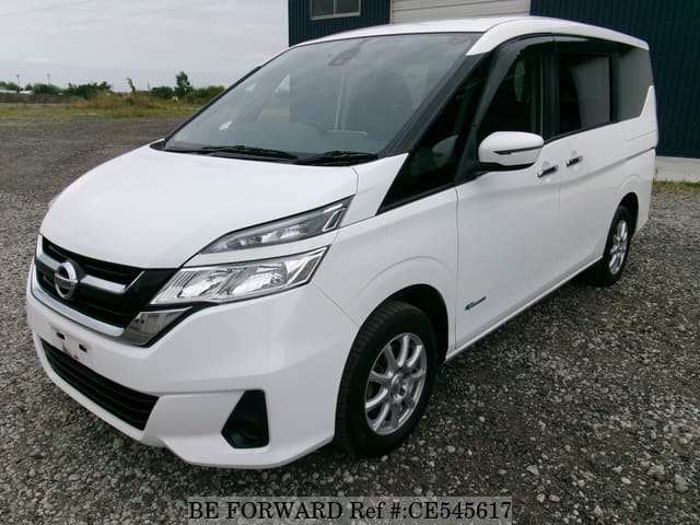 Nissan SERENA HYBRID B — фото 1