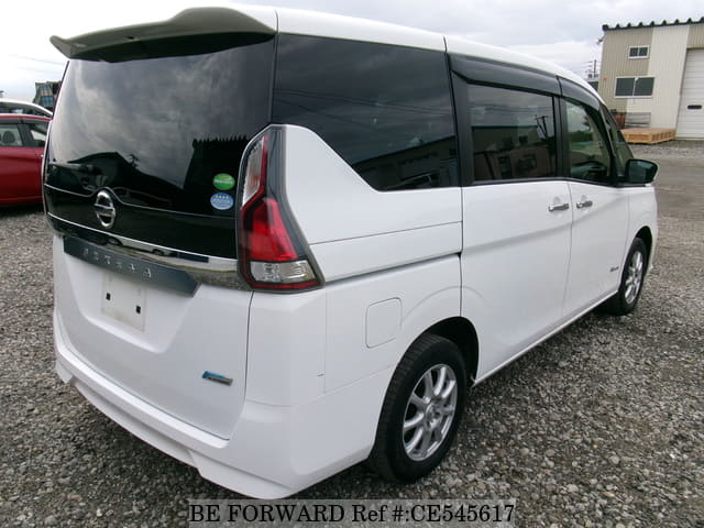 Nissan SERENA HYBRID B — фото 5
