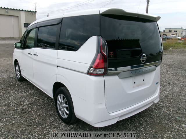 Nissan SERENA HYBRID B — фото 3