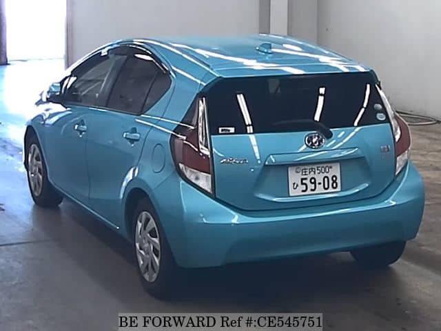 Toyota AQUA HYBRID G — фото 3