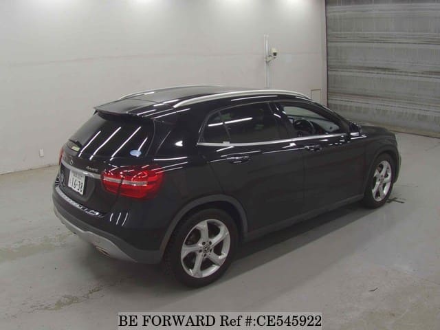 Mercedes-Benz GLA-CLASS GLA220 4MATIC — фото 2