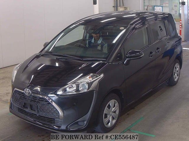Toyota SIENTA FUNBASE X — фото 1