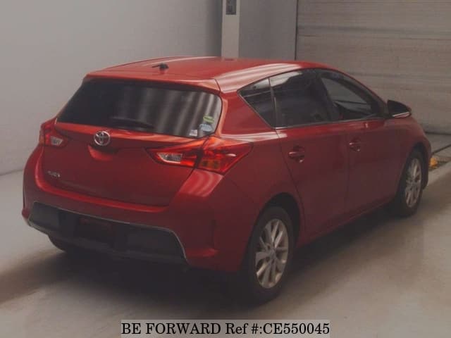 Toyota AURIS 150X S PACKAGE — фото 2