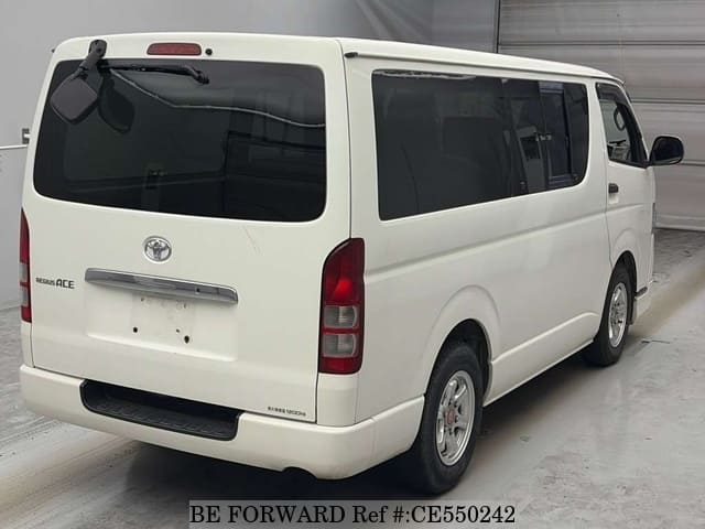 Toyota REGIUSACE VAN LONG DX GL PACKAGE — фото 2