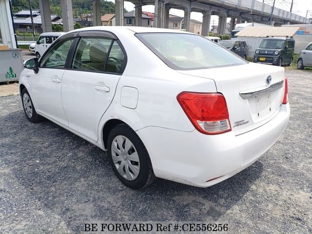 Toyota COROLLA AXIO HYBRID — фото 5