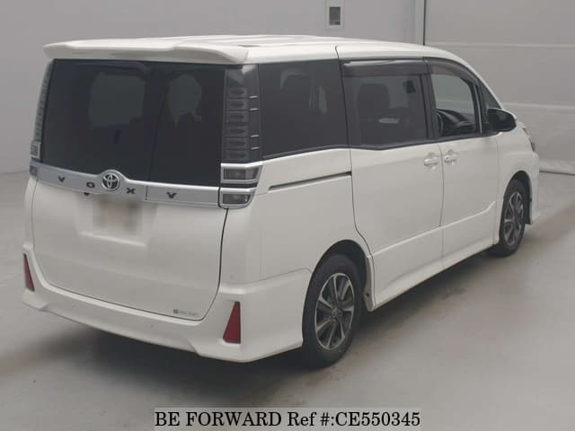 Toyota VOXY ZS — фото 2