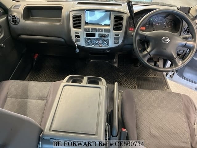 Nissan CARAVAN VAN DX — фото 5