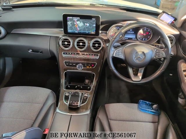 Mercedes-Benz C-CLASS C220D AVANTGARDE — фото 3