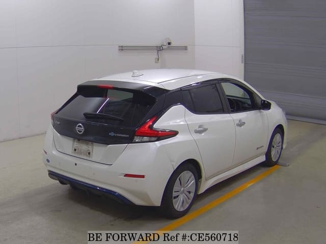 Nissan LEAF S — фото 2