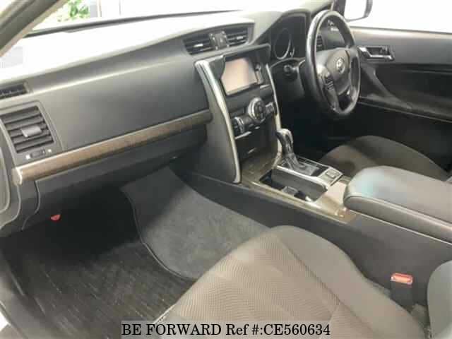 Toyota MARK X 250G FOUR — фото 3