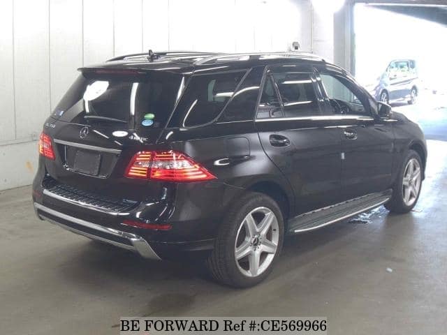 Mercedes-Benz M-CLASS ML350 4MATIC AMG SPORTS P — фото 5