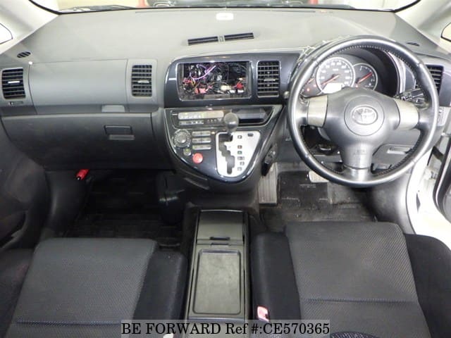 Toyota WISH X S PACKAGE — фото 3