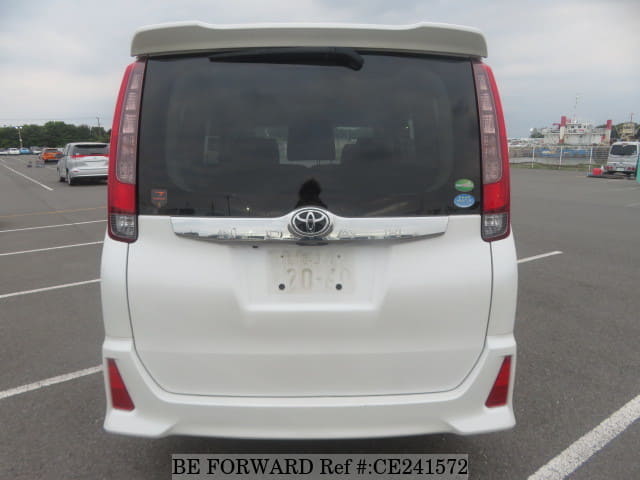 Toyota NOAH SI — фото 4
