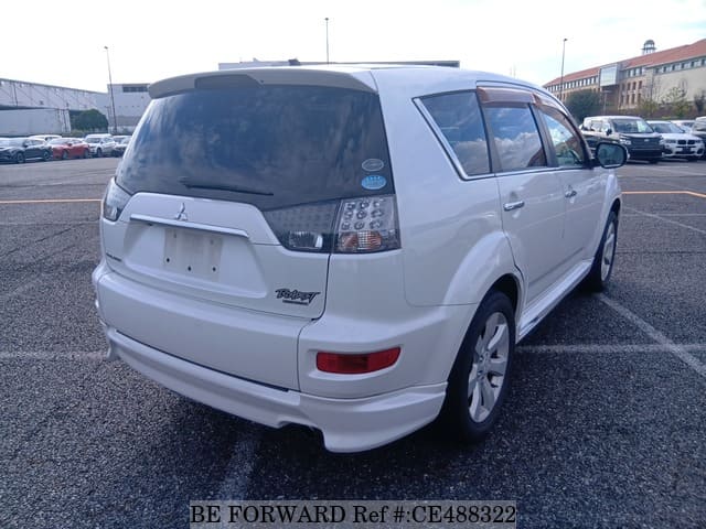MITSUBISHI OUTLANDER ROADEST 24G — фото 5