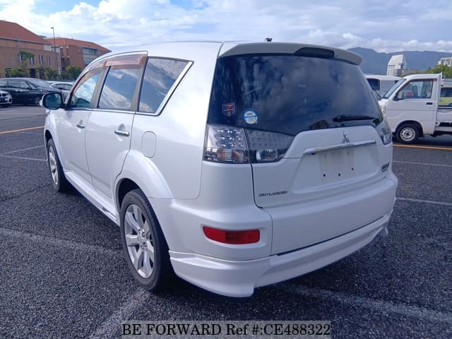MITSUBISHI OUTLANDER ROADEST 24G — фото 3