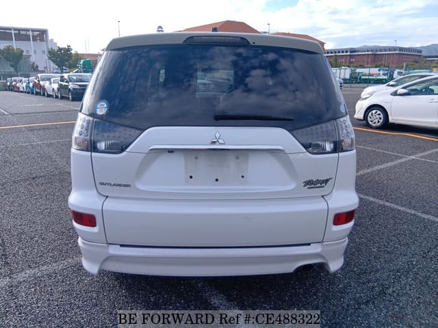MITSUBISHI OUTLANDER ROADEST 24G — фото 4