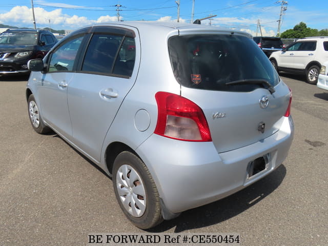 Toyota VITZ — фото 3