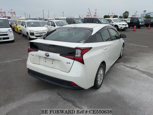 Toyota PRIUS HYBRID S — фото 5