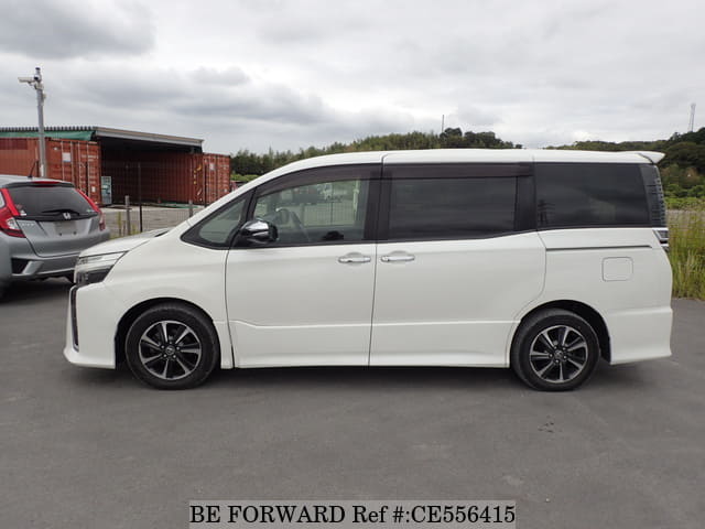 Toyota VOXY ZS KIRAMEKI 2 — фото 2