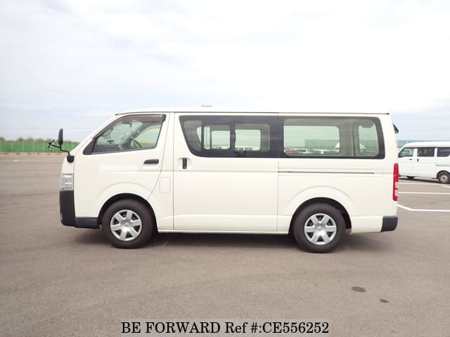 Toyota HIACE VAN — фото 2