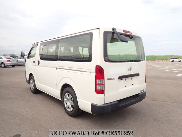 Toyota HIACE VAN — фото 3