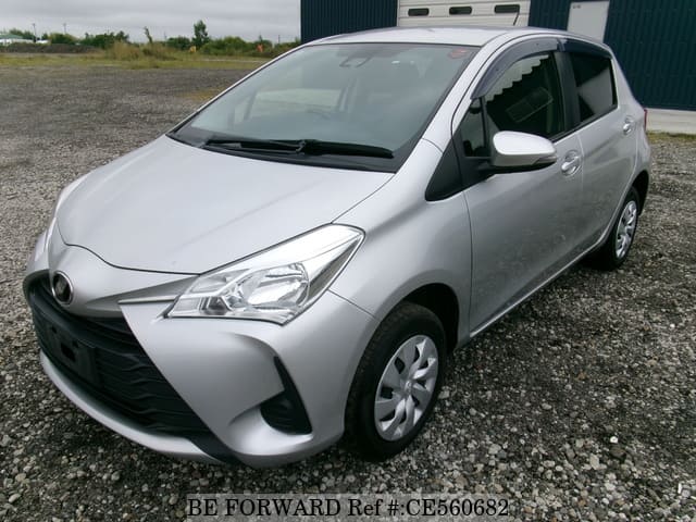 Toyota VITZ F — фото 1