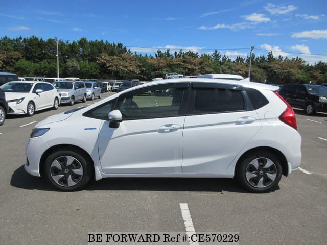 Honda FIT HYBRID F COMFORT EDITION — фото 2