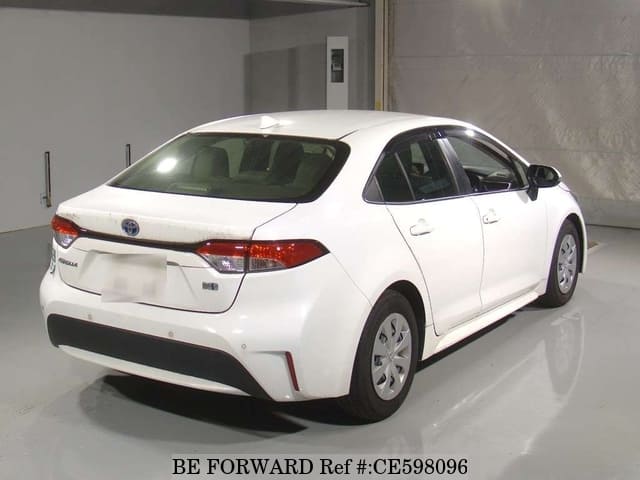Toyota COROLLA SEDAN HYBRID G-X — фото 2